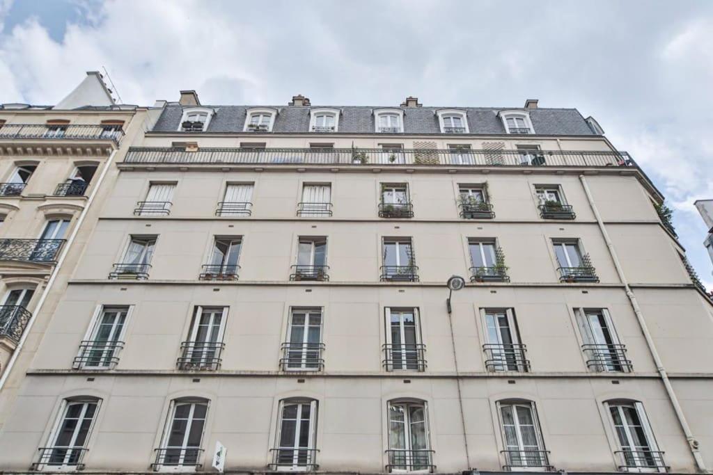 Appartement Appartement De Charme Proche Du Canal Saint-Martin Parijs